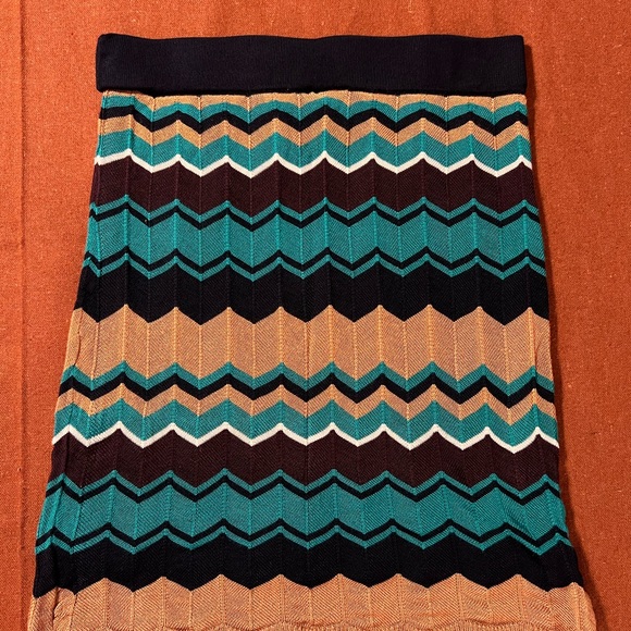 LOFT Chevron Sweater Skirt - Picture 9 of 11